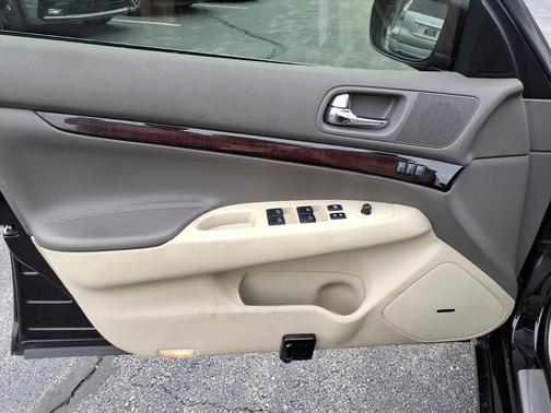 2013 INFINITI G37x Base