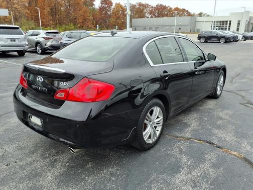 2013 INFINITI G37x Base