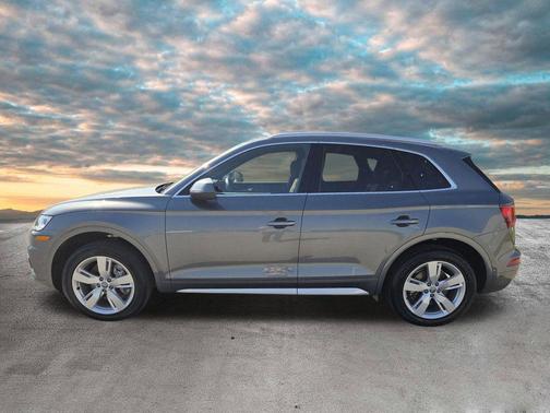 Monsoon Gray Metallic 2019 Audi Q5 2.0T Prestige