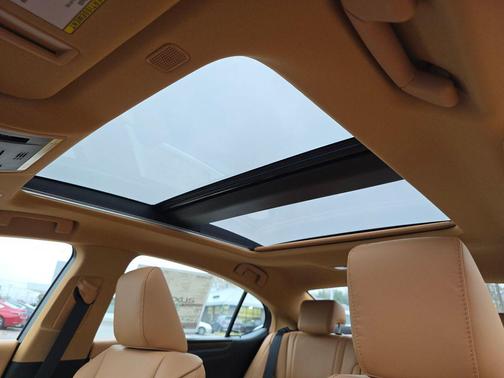 2025 Lexus ES 350 Luxury