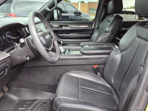 2022 Jeep Wagoneer Series III 4x4
