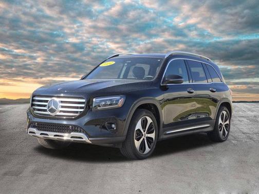 Night Black 2024 Mercedes-Benz GLB 250 4MATIC