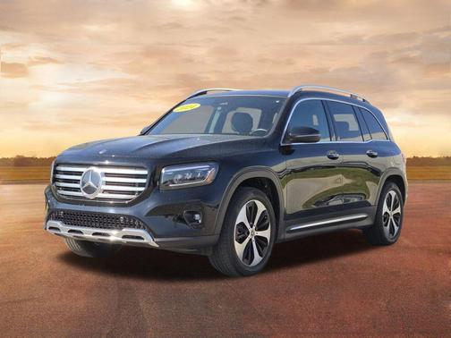 Night Black 2024 Mercedes-Benz GLB 250 4MATIC
