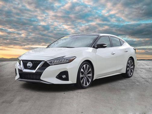 Pearl White Tricoat 2023 Nissan Maxima 3.5 Platinum