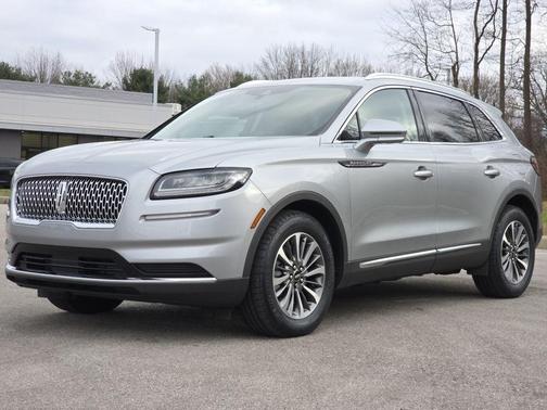 2022 Lincoln Nautilus Standard