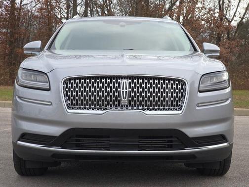 2022 Lincoln Nautilus Standard