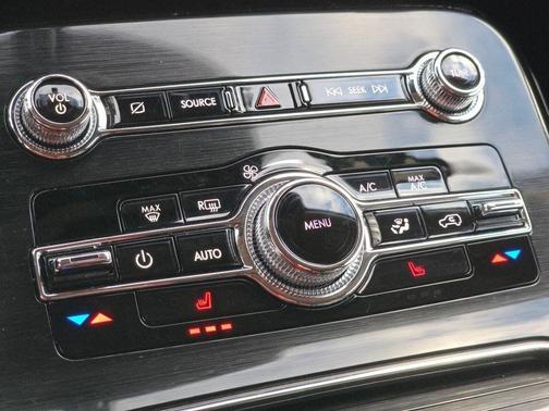 2022 Lincoln Nautilus Standard