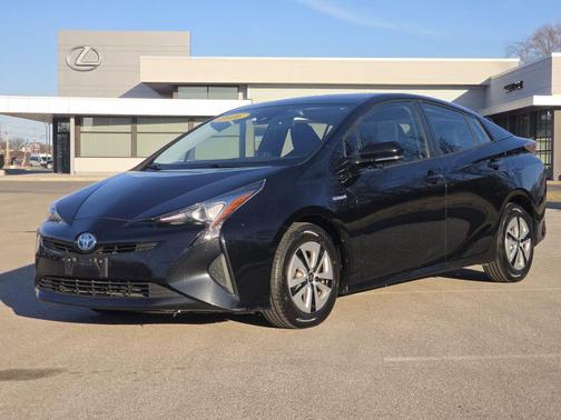 2016 Toyota Prius Three