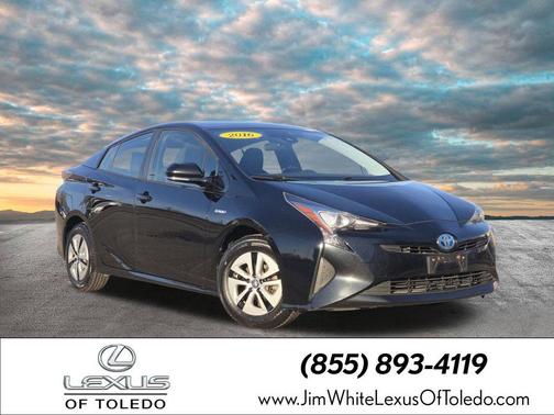 2016 Toyota Prius Three