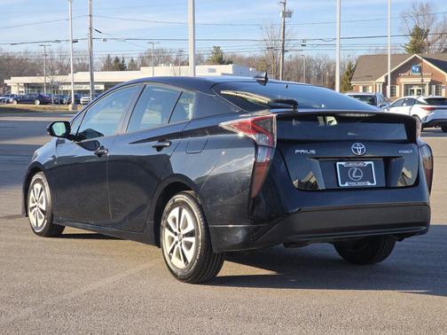 2016 Toyota Prius Three