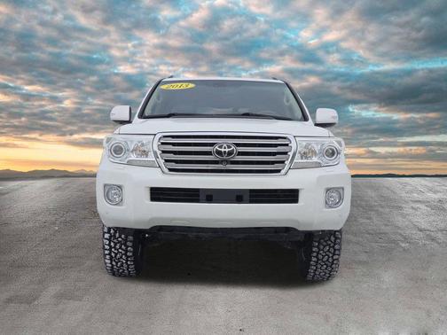 2013 Toyota Land Cruiser Base