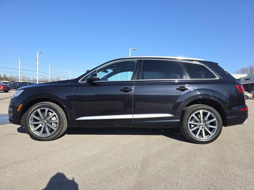 2019 Audi Q7 45 Premium Plus