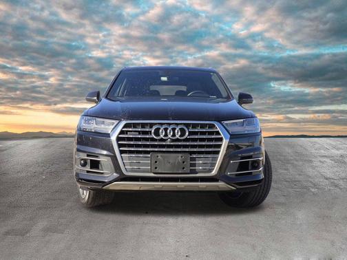 2019 Audi Q7 45 Premium Plus