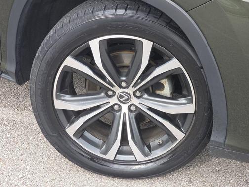 Nori Green Pearl 2022 Lexus RX 350 Premium