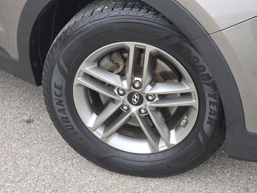 Mineral Gray 2017 Hyundai Santa Fe Sport 2.4L