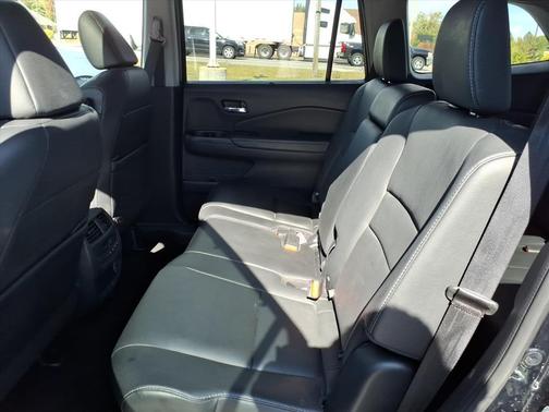 2022 Honda Pilot AWD Special Edition