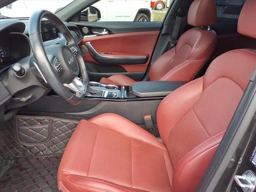 2023 Kia Stinger GT-Line