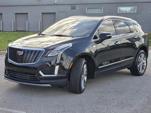 Stellar Black Metallic 2024 Cadillac XT5 Premium Luxury