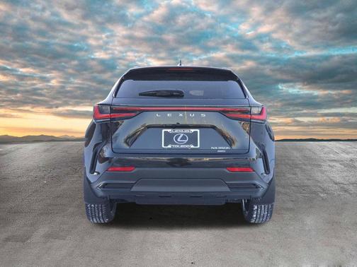 2026 Lexus NX 350h Luxury