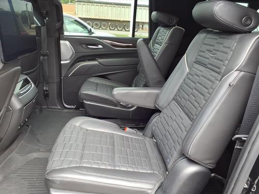 2021 Cadillac Escalade ESV Sport Platinum