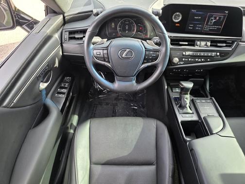 Obsidian 2022 Lexus ES 350 Base