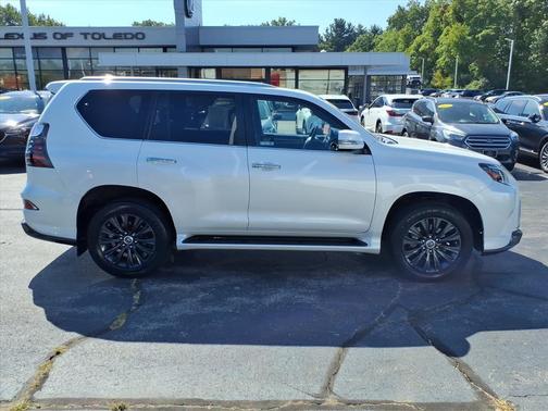 2023 Lexus GX 460 Luxury