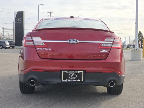 Ruby Red 2017 Ford Taurus SEL