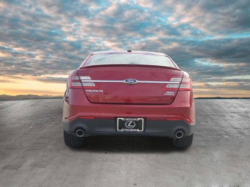 2017 Ford Taurus SEL