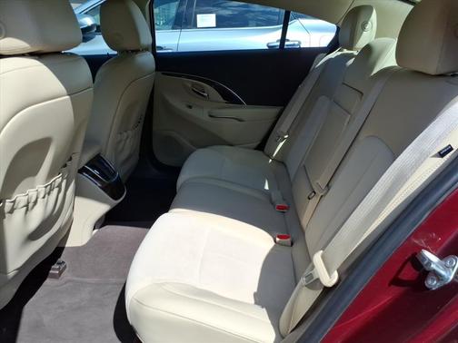 2016 Buick LaCrosse Base