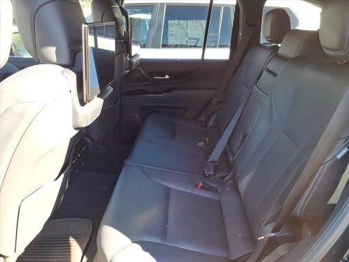 2023 Lexus LX 600 Luxury