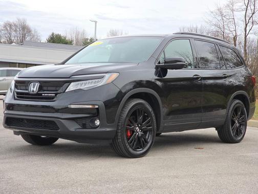 2020 Honda Pilot AWD Black Edition