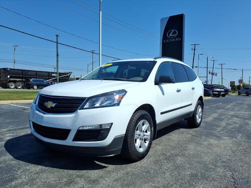 2017 Chevrolet Traverse LS