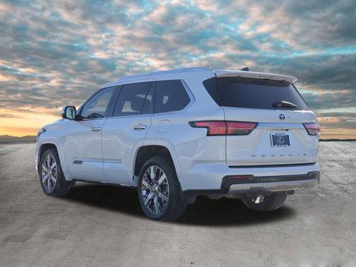 2023 Toyota Sequoia Capstone