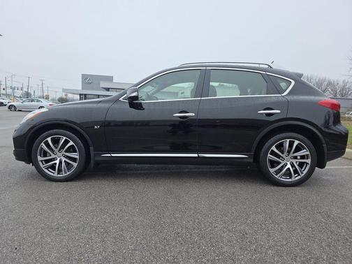 2016 INFINITI QX50 Base