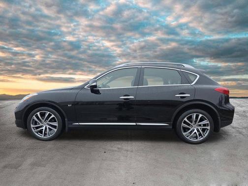 2016 INFINITI QX50 Base