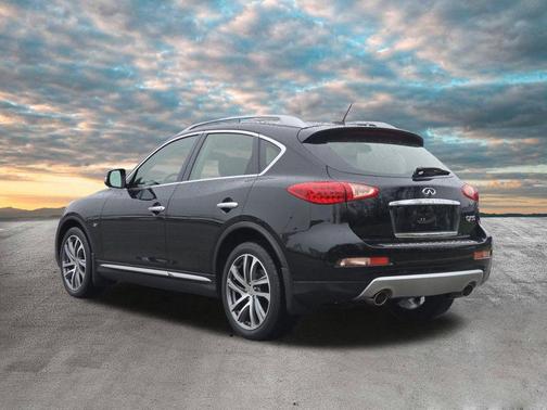 2016 INFINITI QX50 Base