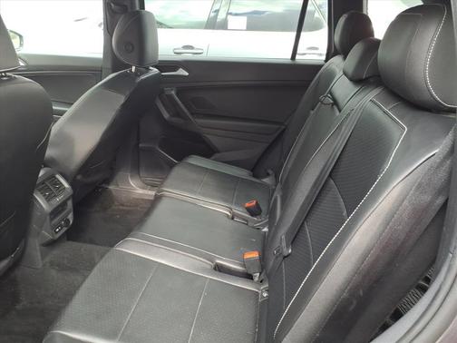 2021 Volkswagen Tiguan 2.0T SE R-Line Black 4MOTION
