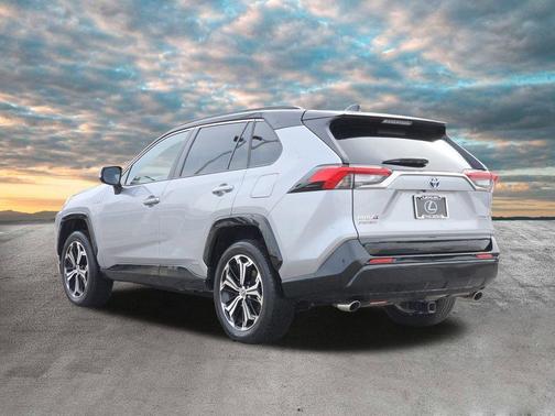 2024 Toyota RAV4 Prime XSE