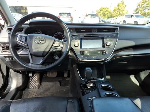 2016 Toyota Avalon Hybrid Limited