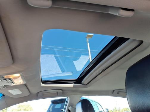 2016 Toyota Avalon Hybrid Limited