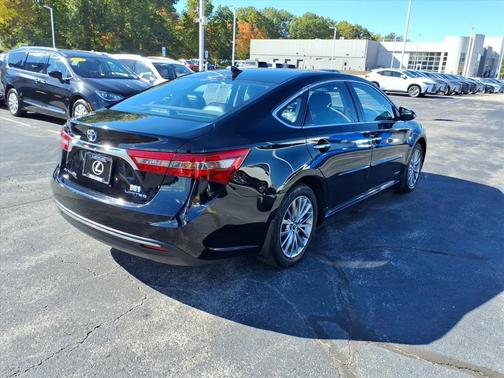 2016 Toyota Avalon Hybrid Limited