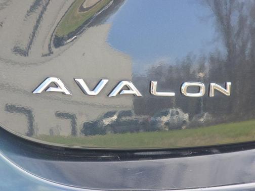 Cosmic Gray Mica 2016 Toyota Avalon Touring