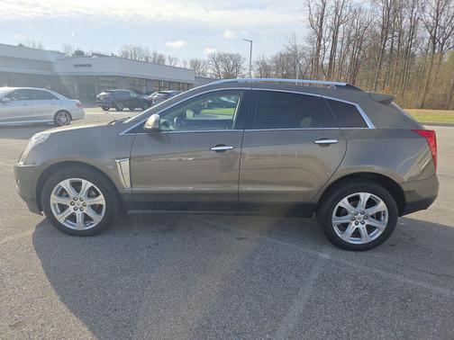 Black Raven 2015 Cadillac SRX Base