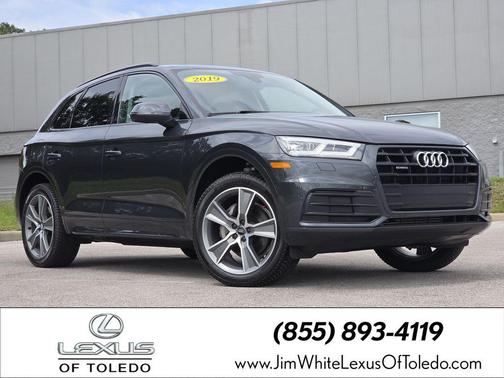 Manhattan Gray Metallic 2019 Audi Q5 2.0T Premium Plus