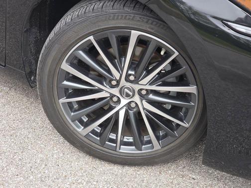 Caviar 2023 Lexus ES 350 Base