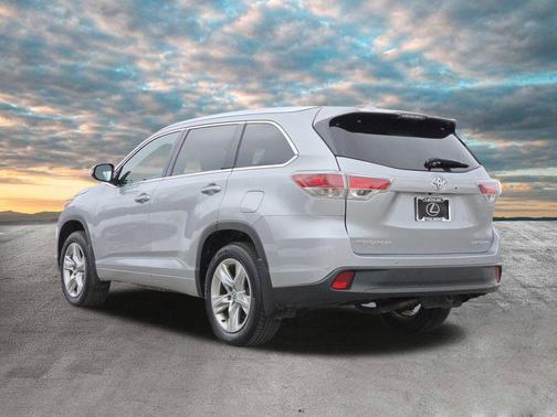 2016 Toyota Highlander Limited