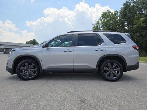 Lunar Silver Metallic 2024 Honda Pilot Sport