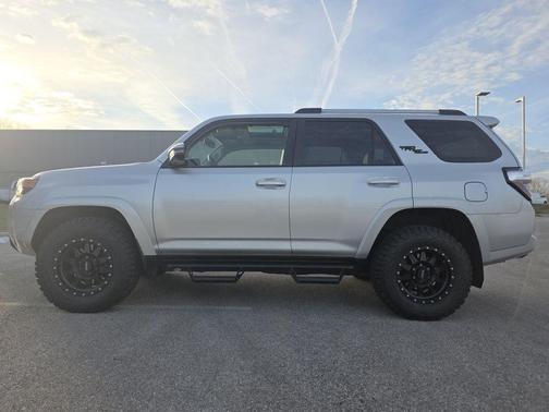 2018 Toyota 4Runner TRD Off Road Premium