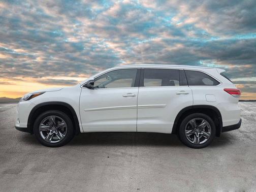 2018 Toyota Highlander Limited Platinum