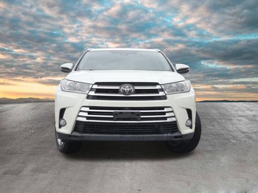 2018 Toyota Highlander Limited Platinum